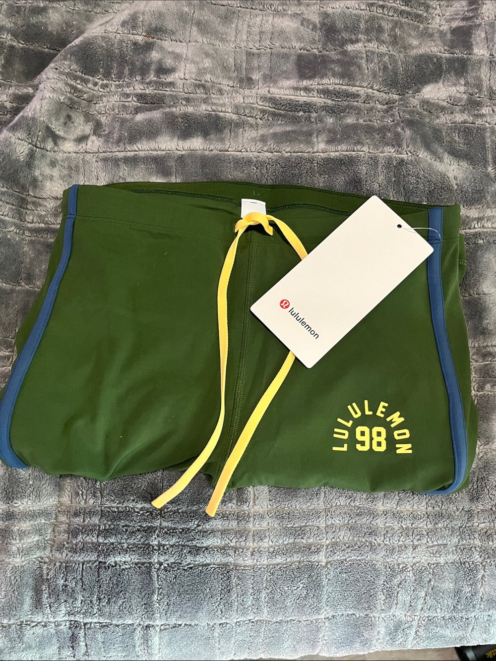 Lululemon Green Sporty Trim MR Flare Pant